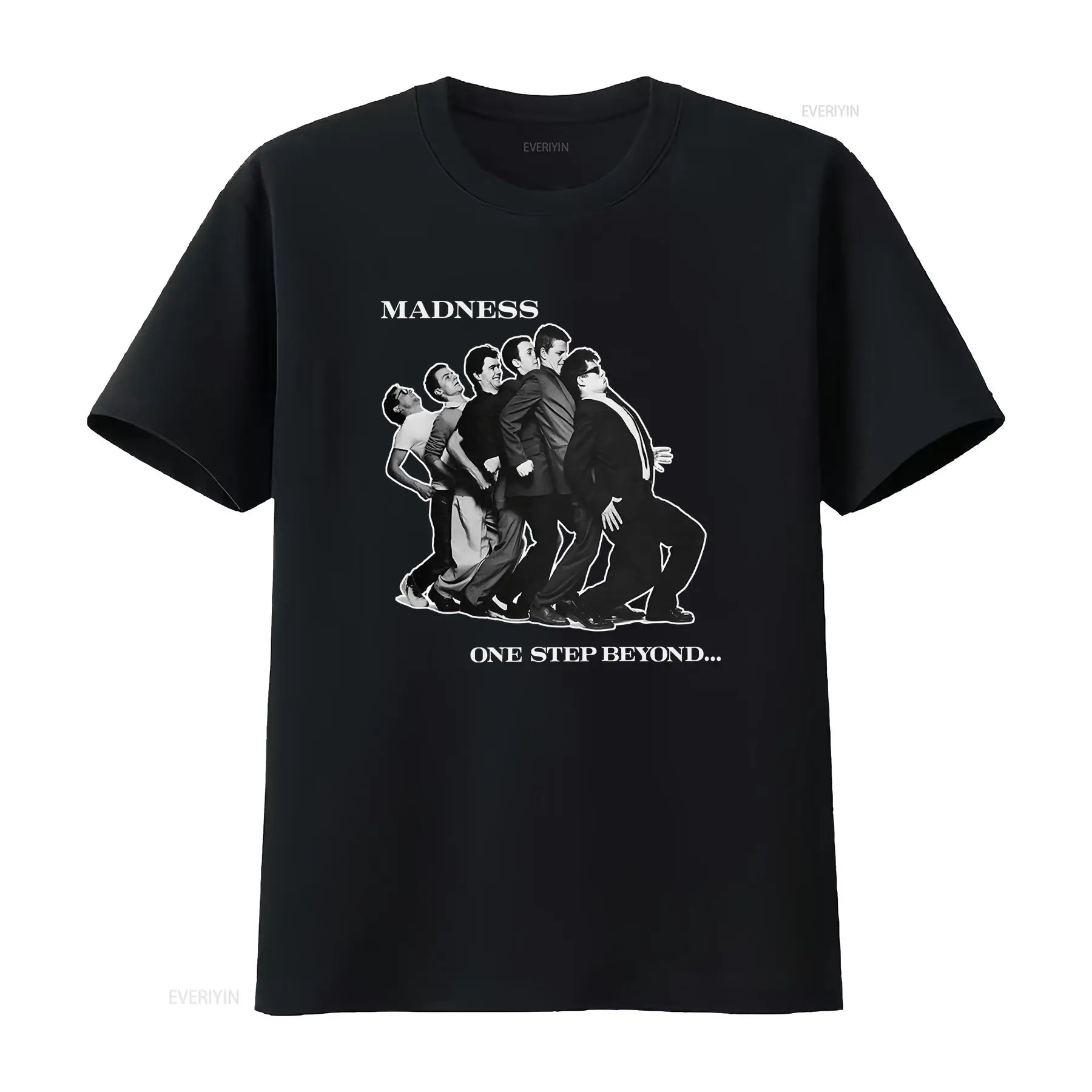 Mens Fashion In The 90S - เสื้อยืดวง Madness ยุค 90 สไตล์วินเทจ ลุคสบายๆ