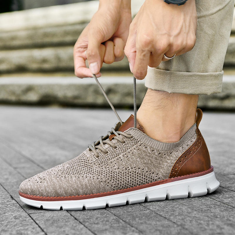 Casual Sneakers Men - รองเท้าลำลองผู้ชาย คลาสสิก ระบายอากาศได้ดี รองเท้าแบบ Brogue พื้นรองเท้าแบบนุ่ม