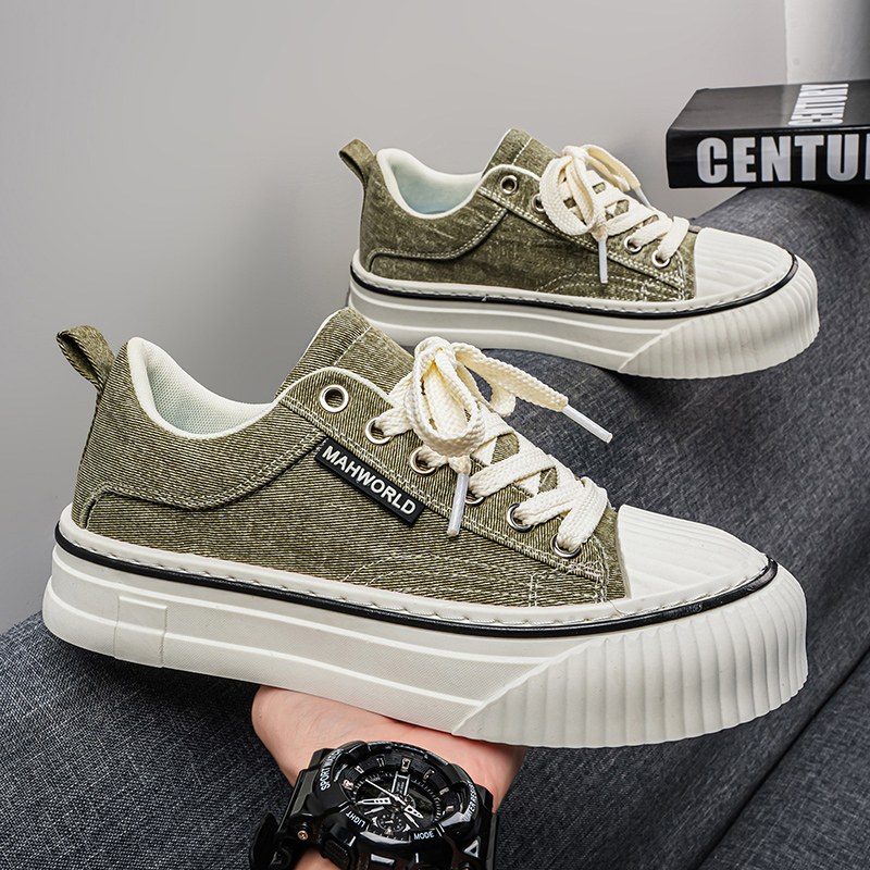 Casual Sneakers Men - รองเท้าผู้ชายน้ำหนักเบา ระบายอากาศได้ดี รองเท้าผ้าใบแบบใหม่ ใส่สบาย ไซส์ใหญ่ ทนทานต่อการสึกหรอ