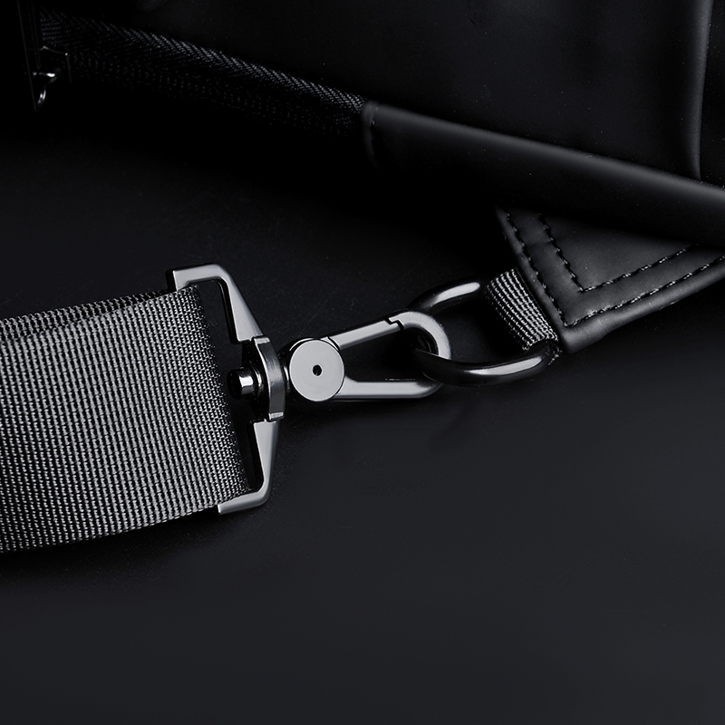 กระเป๋าคาดลำตัวผู้ชายอเนกประสง - Crossbody Bag Men บทวิจารณ์และราคา