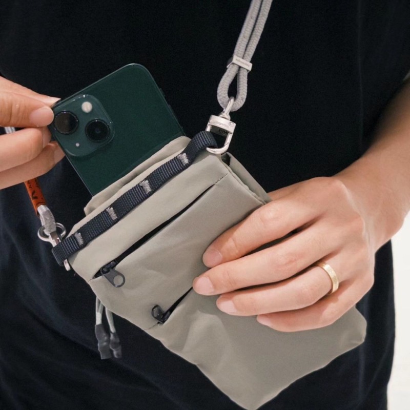 กระเป๋าคาดเอวแบบพับได้สำหรับผู - Crossbody Bag Men บทวิจารณ์และราคา
